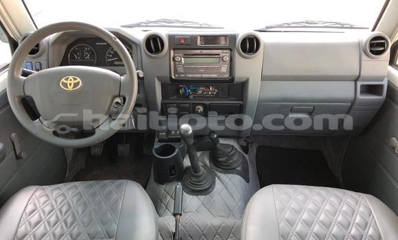 Buy Used Toyota Land Cruiser White Car in Delmas in Ouest Buy Used Toyota Land Cruiser White Car in Delmas in Ouest