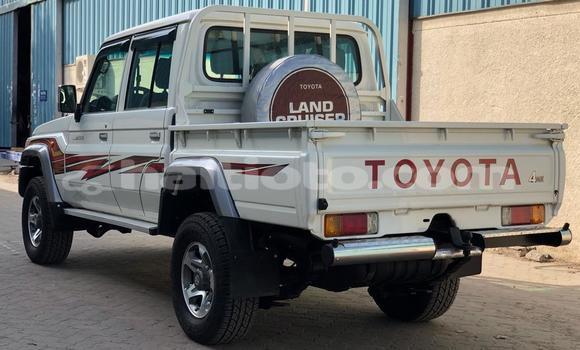 Buy Used Toyota Land Cruiser White Car in Delmas in Ouest Buy Used Toyota Land Cruiser White Car in Delmas in Ouest