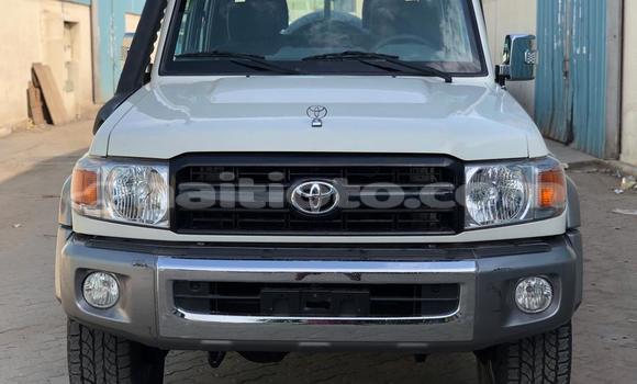 Buy Used Toyota Land Cruiser White Car in Delmas in Ouest Buy Used Toyota Land Cruiser White Car in Delmas in Ouest