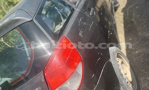Buy Used Toyota Matrix Black Car in Petionville in Ouest Buy Used Toyota Matrix Black Car in Petionville in Ouest