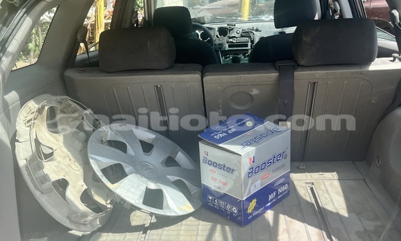 Buy Used Toyota Matrix Black Car in Petionville in Ouest Buy Used Toyota Matrix Black Car in Petionville in Ouest