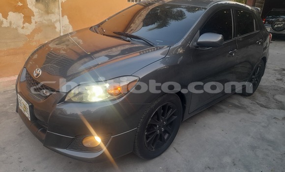 Buy Used Toyota Matrix Black Car in Petionville in Ouest Buy Used Toyota Matrix Black Car in Petionville in Ouest