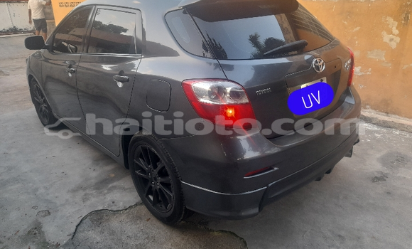 Buy Used Toyota Matrix Black Car in Petionville in Ouest Buy Used Toyota Matrix Black Car in Petionville in Ouest