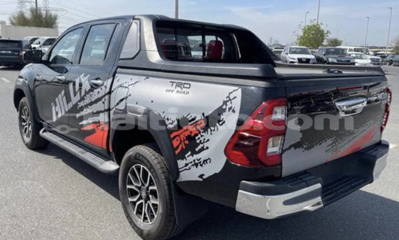 Acheter Occasion Voiture Toyota Hilux Noir à Petionville, Ouest