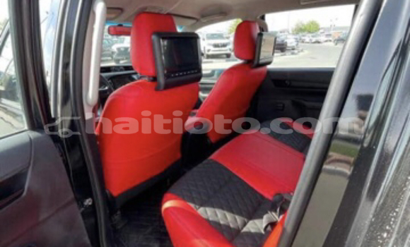 Buy Used Toyota Hilux Black Car in Petionville in Ouest Buy Used Toyota Hilux Black Car in Petionville in Ouest