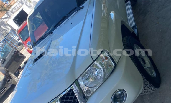 Buy Used Nissan Patrol White Car in Delmas in Ouest Buy Used Nissan Patrol White Car in Delmas in Ouest