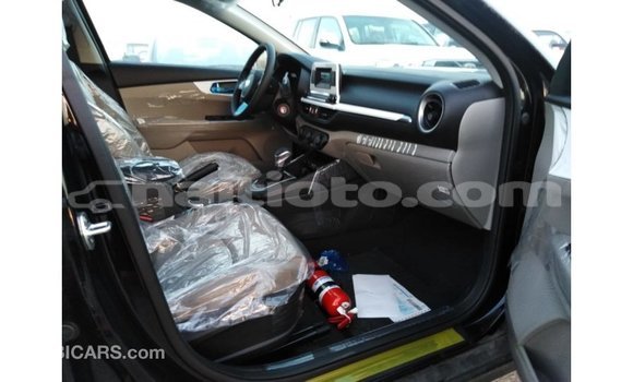 Acheter Import Voiture Kia Cerato Noir à Import - Dubai, Artibonite Acheter Import Voiture Kia Cerato Noir à Import - Dubai, Artibonite