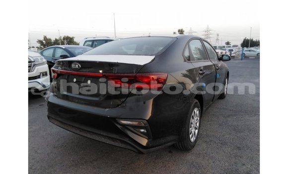 Acheter Import Voiture Kia Cerato Noir à Import - Dubai, Artibonite