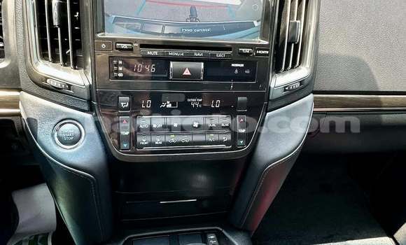 Acheter Occasion Voiture Toyota Land Cruiser Blanc à Kenscoff, Ouest Acheter Occasion Voiture Toyota Land Cruiser Blanc à Kenscoff, Ouest