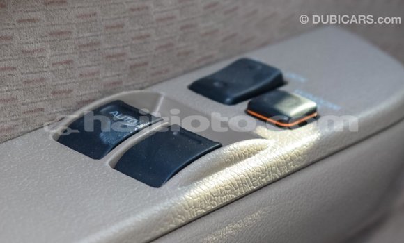 Acheter Import Voiture Toyota Land Cruiser Beige à Import - Dubai, Artibonite Acheter Import Voiture Toyota Land Cruiser Beige à Import - Dubai, Artibonite