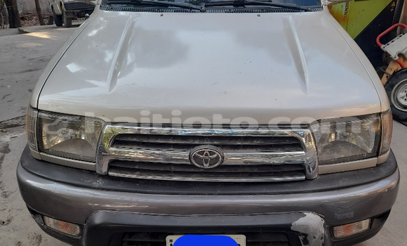 Acheter Occasion Voiture Toyota 4Runner Beige à Petionville, Ouest