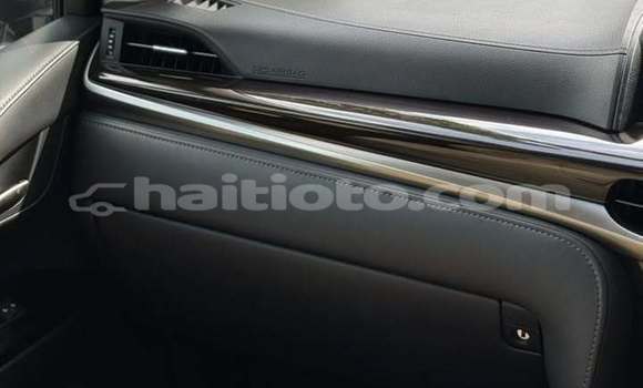 Buy Used Lexus LX 570 White Car in Carrefour in Ouest Buy Used Lexus LX 570 White Car in Carrefour in Ouest