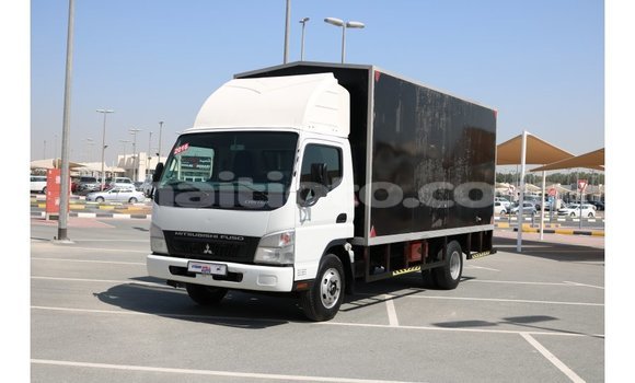Acheter Import Utilitaire Mitsubishi L400 Noir à Import - Dubai, Artibonite