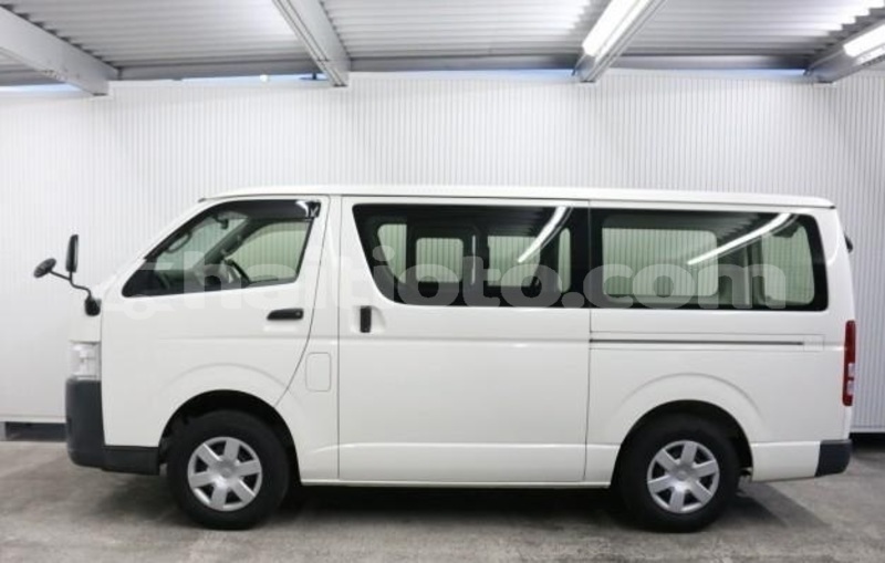 Big with watermark toyota hiace nord cap haitien 4111