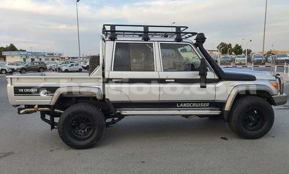 Acheter Occasion Voiture Toyota Land Cruiser Gris à Cap-Haitien, Nord Acheter Occasion Voiture Toyota Land Cruiser Gris à Cap-Haitien, Nord