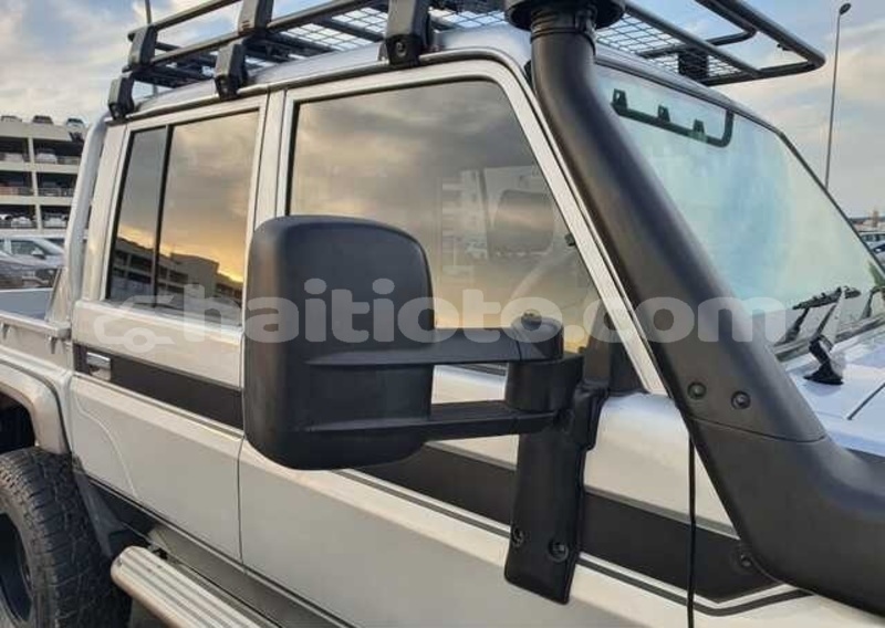 Big with watermark toyota land cruiser nord cap haitien 4120