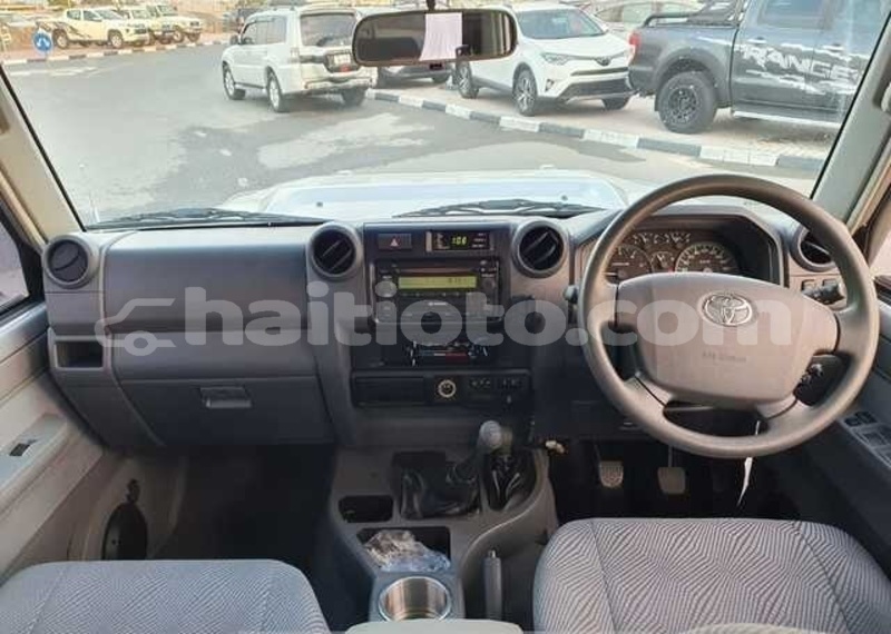 Big with watermark toyota land cruiser nord cap haitien 4120