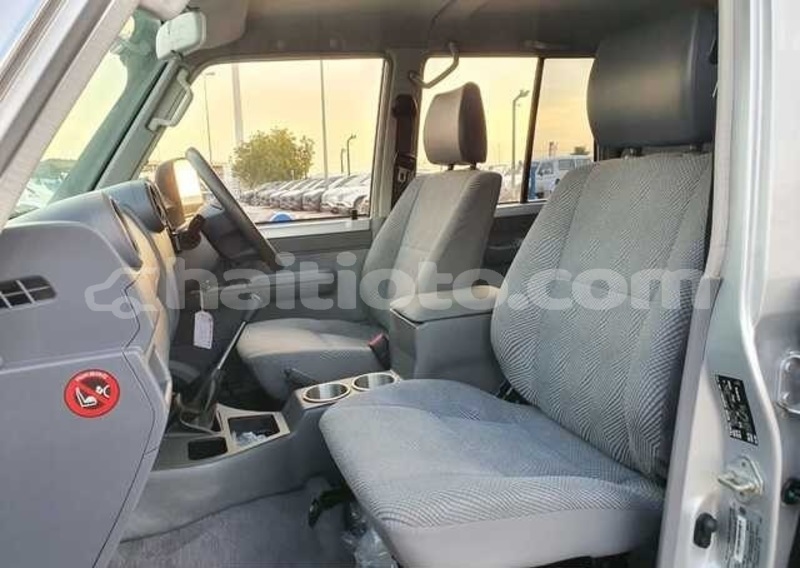 Big with watermark toyota land cruiser nord cap haitien 4120