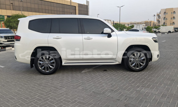 Buy Used Toyota Land Cruiser White Car in Cap-Haitien in Nord Buy Used Toyota Land Cruiser White Car in Cap-Haitien in Nord