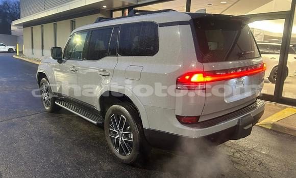 Buy Used Lexus GX White Car in Port-au-Prince in Ouest Buy Used Lexus GX White Car in Port-au-Prince in Ouest