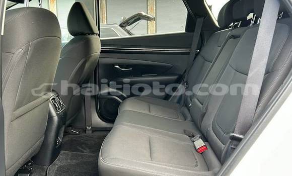 Buy Used Hyundai Tucson White Car in Cap-Haitien in Nord Buy Used Hyundai Tucson White Car in Cap-Haitien in Nord