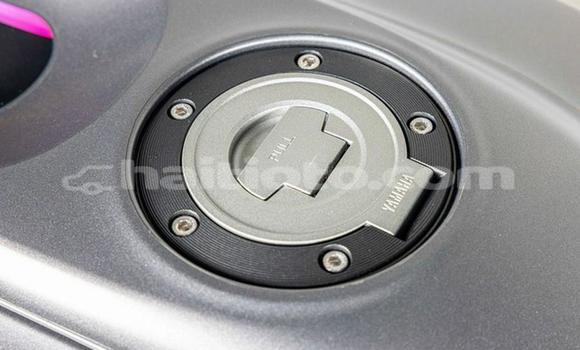 Buy Used Yamaha YZF Black Bike in Port-au-Prince in Ouest Buy Used Yamaha YZF Black Bike in Port-au-Prince in Ouest