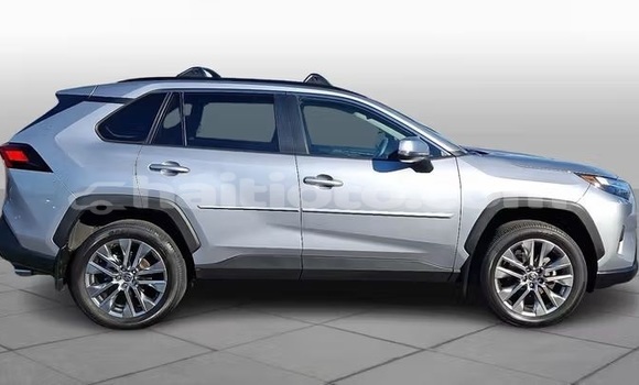 Buy Used Toyota RAV4 Silver Car in Cap-Haitien in Nord Buy Used Toyota RAV4 Silver Car in Cap-Haitien in Nord