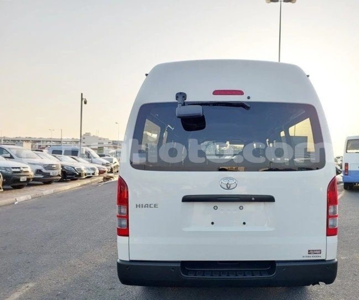 Big with watermark toyota hiace nord cap haitien 4148