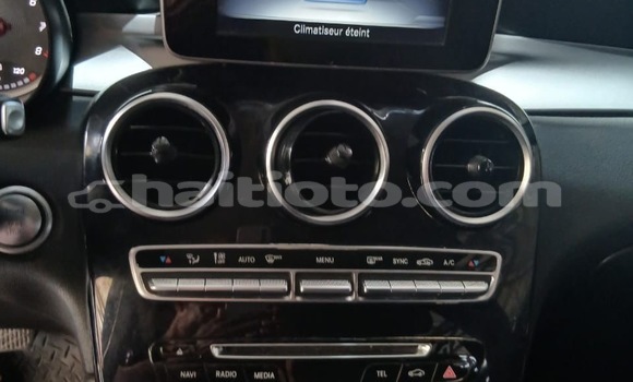 Buy New Mercedes Viano Black Car in Port-au-Prince in Ouest Buy New Mercedes Viano Black Car in Port-au-Prince in Ouest