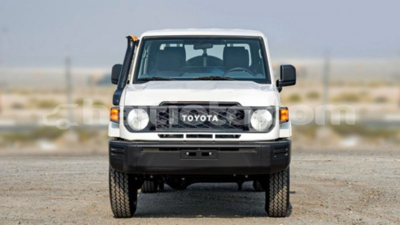 Big with watermark toyota land cruiser nord cap haitien 4153