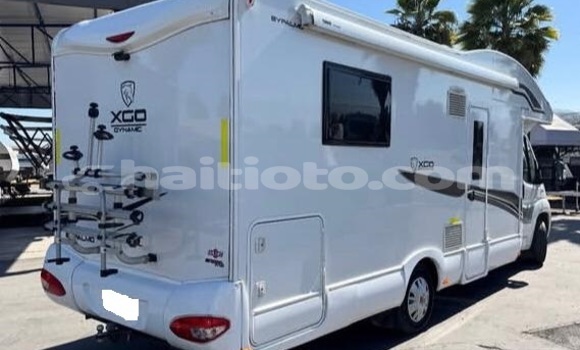 Buy Used Fiat 900T White Car in Cap-Haitien in Nord Buy Used Fiat 900T White Car in Cap-Haitien in Nord