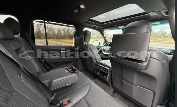Buy Used Lexus LX White Car in Anse-d'Hainault in Grand'Anse Buy Used Lexus LX White Car in Anse-d'Hainault in Grand'Anse