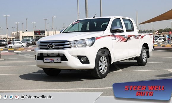 Buy Import Toyota Hilux White Car in Import - Dubai in Artibonite Buy Import Toyota Hilux White Car in Import - Dubai in Artibonite