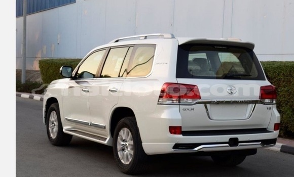 Acheter Occasion Voiture Toyota Land Cruiser Blanc à Cap-Haitien, Nord Acheter Occasion Voiture Toyota Land Cruiser Blanc à Cap-Haitien, Nord