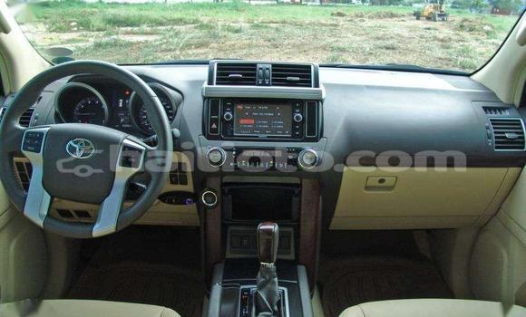Acheter Occasion Voiture Toyota Land Cruiser Prado Blanc à Port-au-Prince, Ouest Acheter Occasion Voiture Toyota Land Cruiser Prado Blanc à Port-au-Prince, Ouest