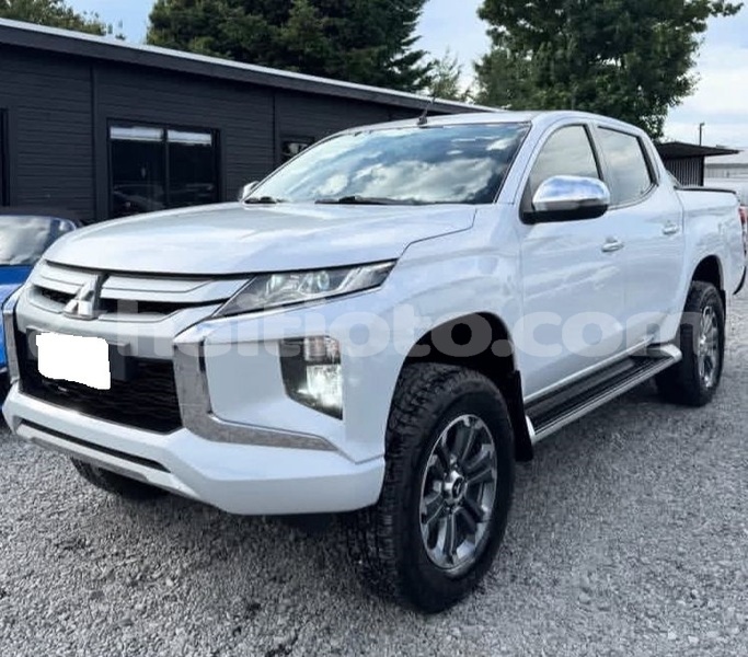 Big with watermark mitsubishi l200 nord cap haitien 4167