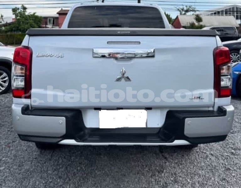 Big with watermark mitsubishi l200 nord cap haitien 4167