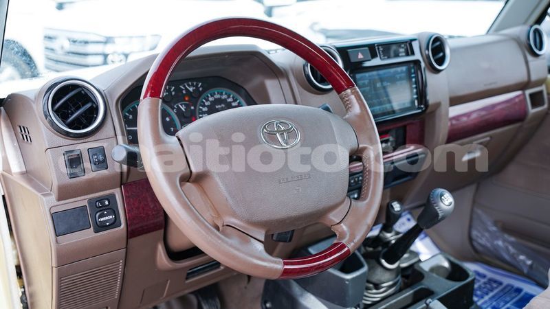 Big with watermark toyota land cruiser grand anse anse d hainault 4170