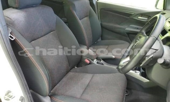 Acheter Occasion Voiture Honda FIT Blanc à Cap-Haitien, Nord Acheter Occasion Voiture Honda FIT Blanc à Cap-Haitien, Nord