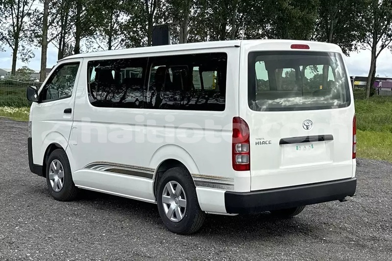 Big with watermark toyota hiace nord cap haitien 4182