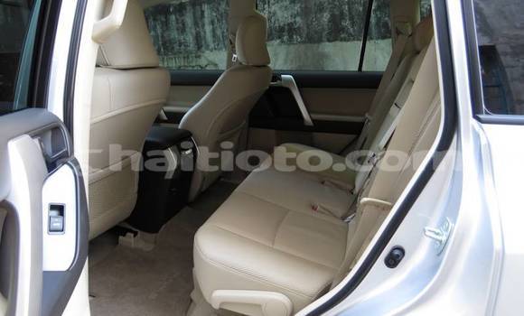Acheter Occasion Voiture Toyota Land Cruiser Prado Blanc à Port-au-Prince, Ouest Acheter Occasion Voiture Toyota Land Cruiser Prado Blanc à Port-au-Prince, Ouest