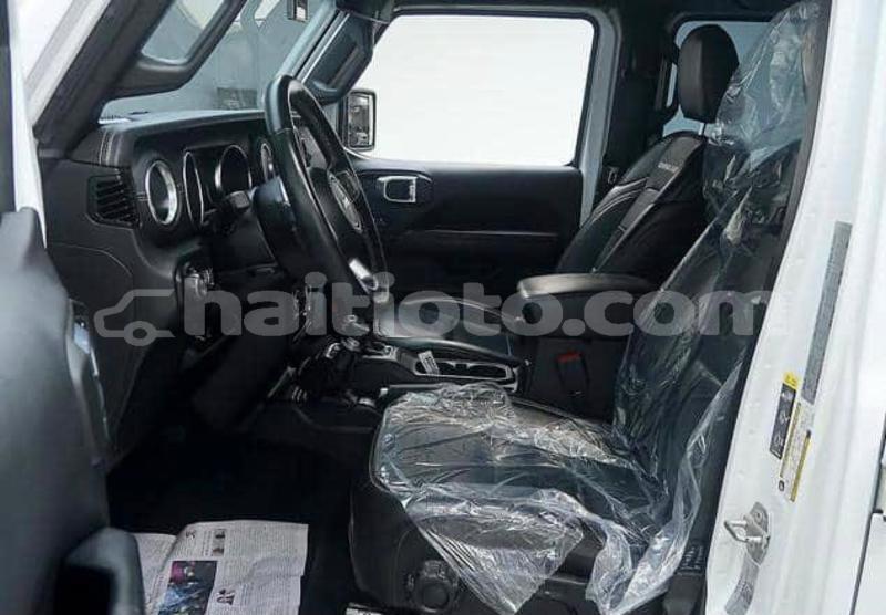 Big with watermark jeep wrangler nord cap haitien 4189