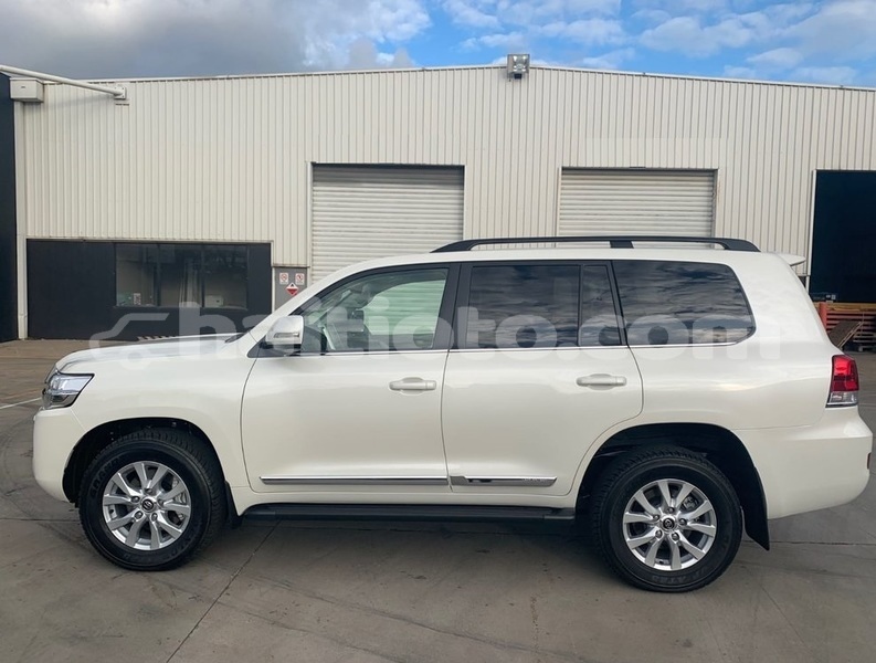Big with watermark toyota land cruiser nord cap haitien 4200
