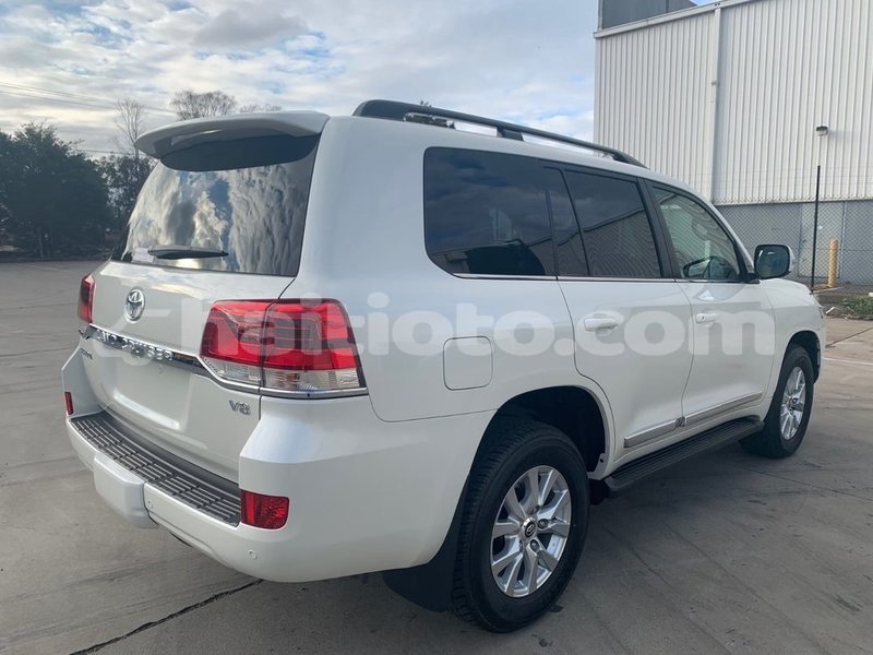 Big with watermark toyota land cruiser nord cap haitien 4200