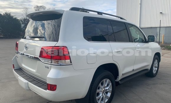 Acheter Occasion Voiture Toyota Land Cruiser Blanc à Cap-Haitien, Nord Acheter Occasion Voiture Toyota Land Cruiser Blanc à Cap-Haitien, Nord