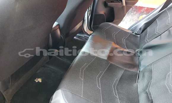 Buy Used Toyota RAV4 Blue Car in Delmas in Ouest Buy Used Toyota RAV4 Blue Car in Delmas in Ouest