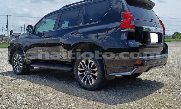 Acheter Occasion Voiture Toyota Land Cruiser Prado Noir à Cap-Haitien, Nord Acheter Occasion Voiture Toyota Land Cruiser Prado Noir à Cap-Haitien, Nord