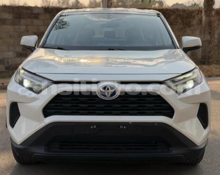 Big with watermark toyota rav4 nord cap haitien 4206