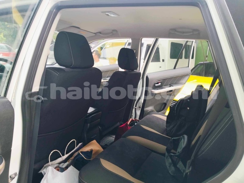 Big with watermark suzuki grand vitara ouest port au prince 4220