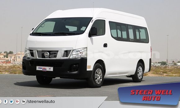 Acheter Import Voiture Nissan Urvan Blanc à Import - Dubai, Artibonite